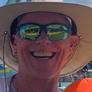 Meet your Posher, Todd